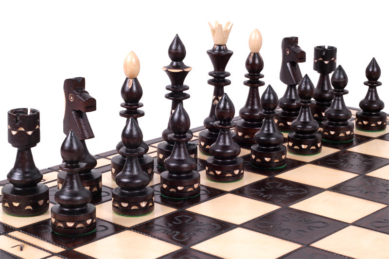 Indian Style Chess Set with Burned Folding Board (4.72 in King / 120 mm)