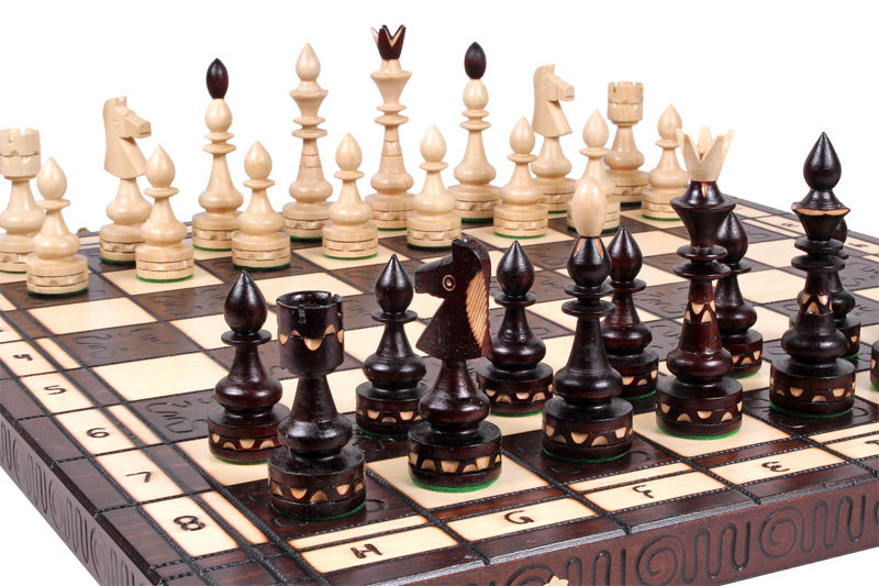 Indian Style Chess Set with Burned Folding Board (4.72 in King / 120 mm)