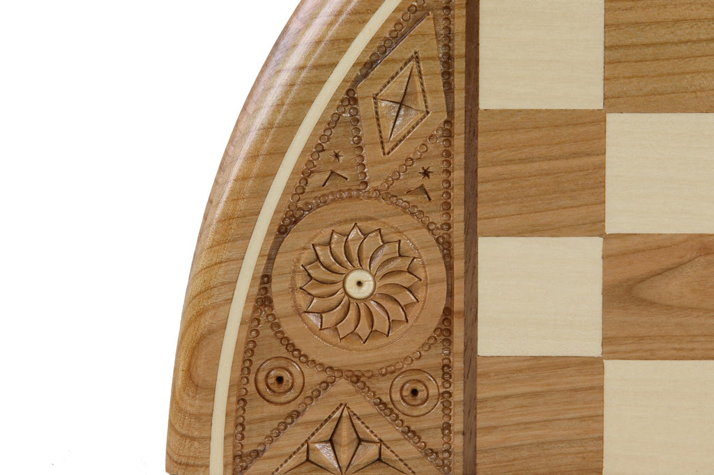 Rubin Hand Carved Chess Set with Round Inlaid Case 13" Diameter