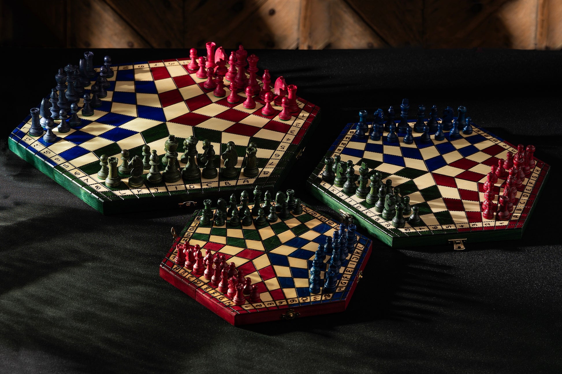 Three Player Tricolour Wooden Chess Set 3.35 in King