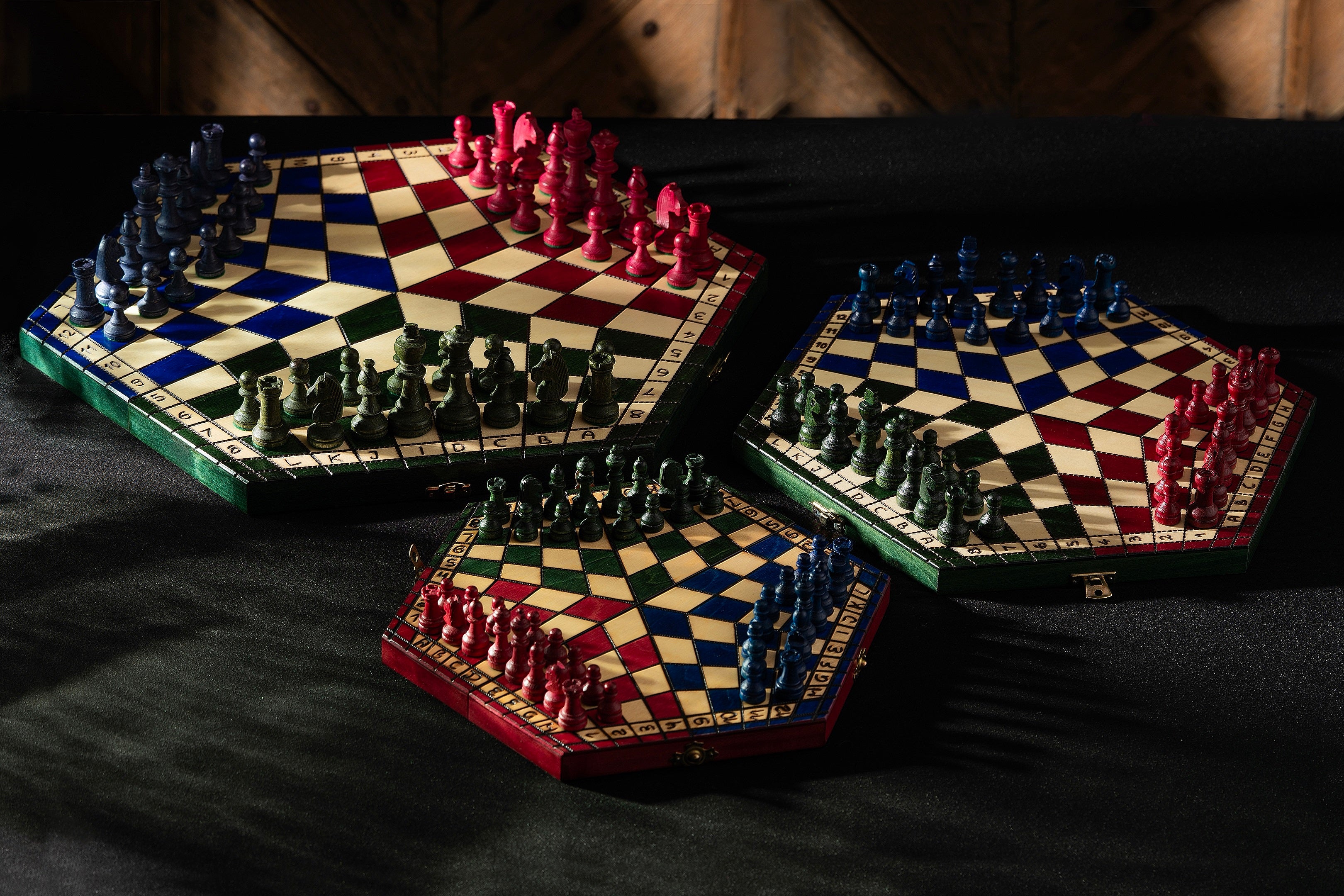 Three Player Tricolour Wooden Chess Set 3.35 in King