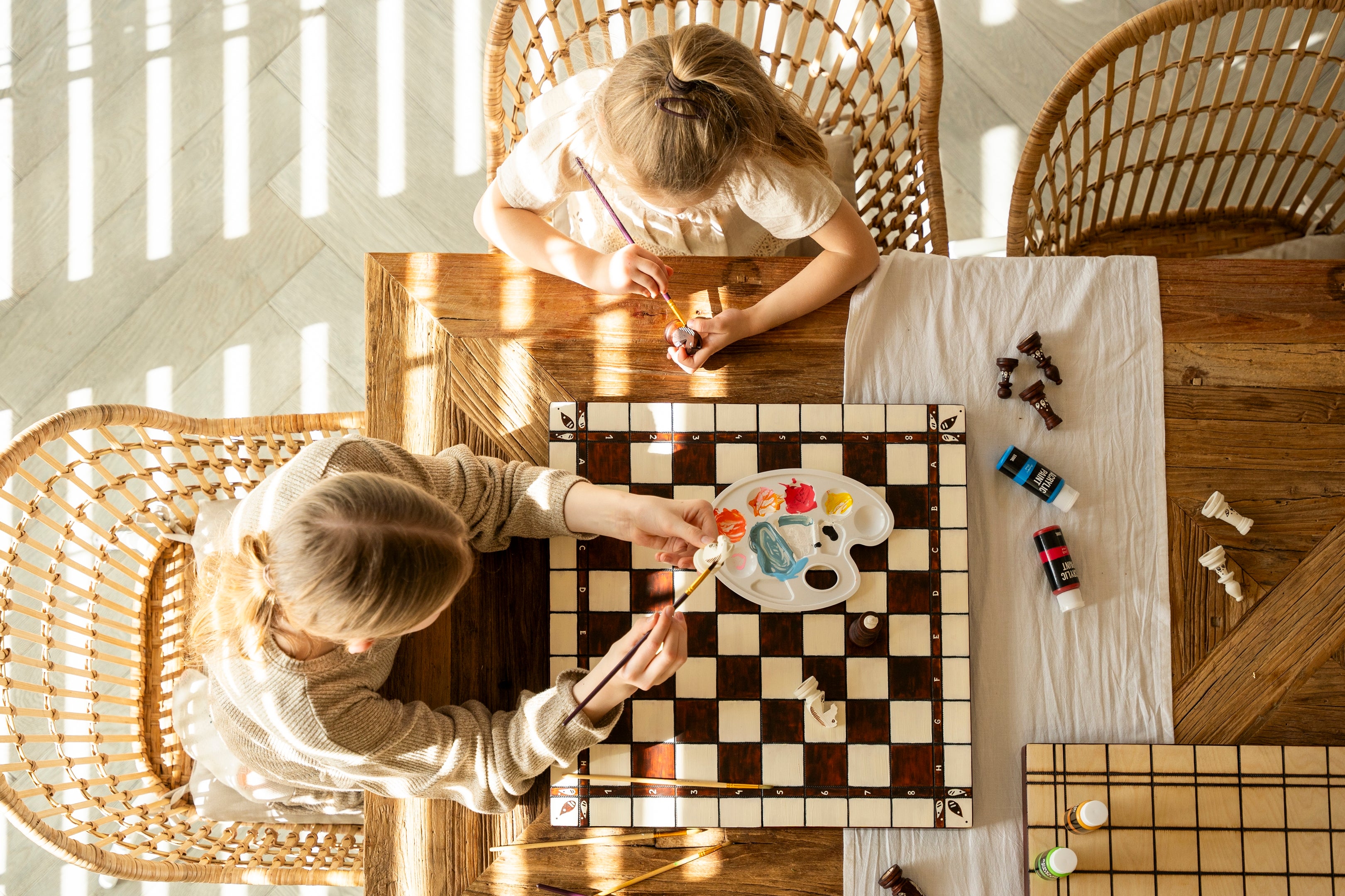 DIY Raw Wood Chess Case – Paint and Assemble Your Own Set