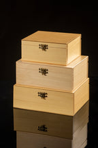 Wooden Chess Box for No. 6 Pieces – Light Wood Finish