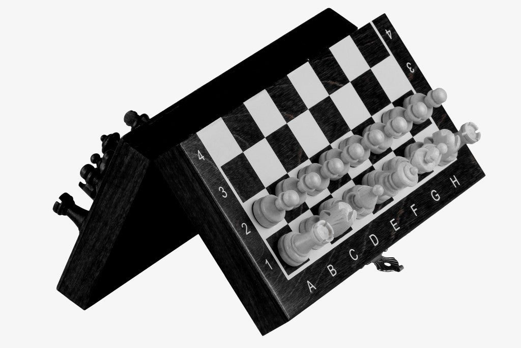 Mini Magnetic Wooden Chess Set Black (1.18" King)